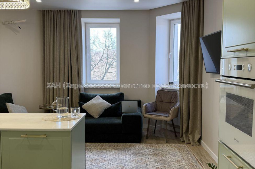 Продам квартиру, Профессорская ул. , 2 кім., 70 м², евроремонт 