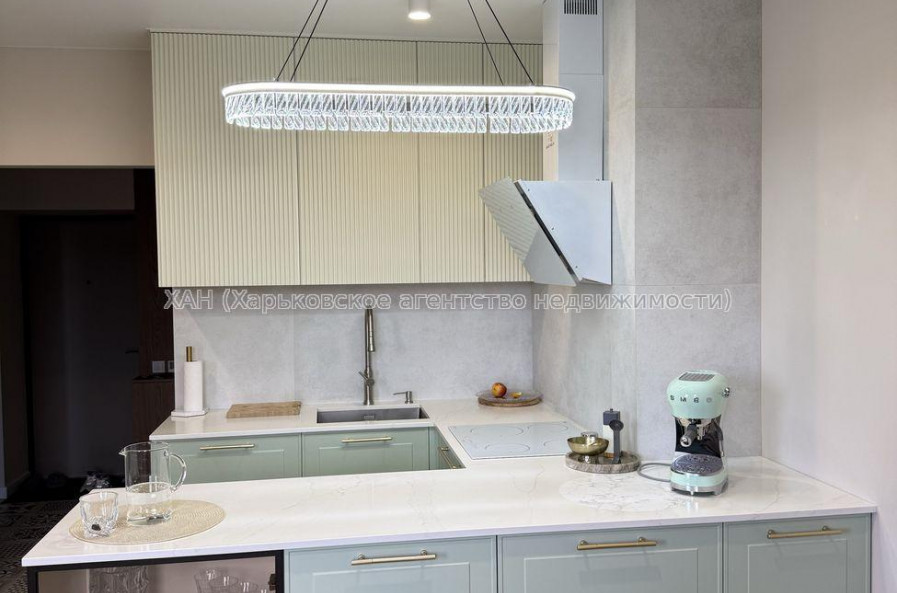 Продам квартиру, Профессорская ул. , 2 кім., 70 м², евроремонт 