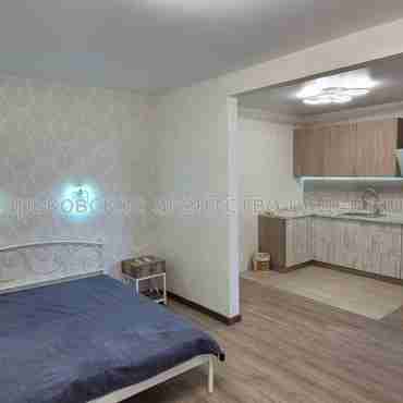 Продам квартиру, Победы просп. , 1  ком., 48 м², евроремонт 