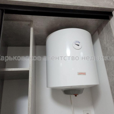 Продам квартиру, Победы просп. , 1 кім., 48 м², евроремонт 