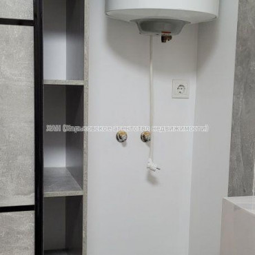 Продам квартиру, Победы просп. , 1 кім., 48 м², евроремонт 