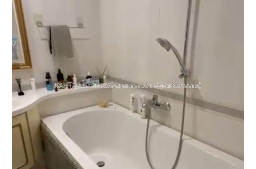 Продам квартиру, Сухумская ул. , 1  ком., 57 м², евроремонт 