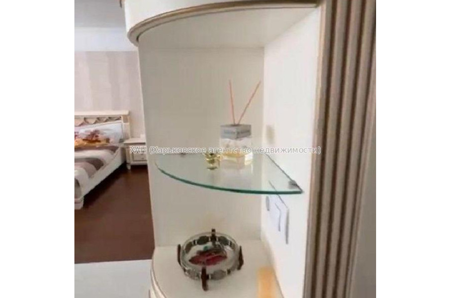 Продам квартиру, Сухумская ул. , 1  ком., 57 м², евроремонт 