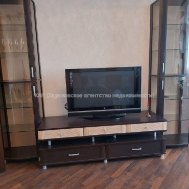 Продам квартиру, Барабашова академика ул. , 4  ком., 130 м², авторский дизайн 