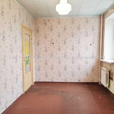 Продам квартиру, Славянская ул. , 3 кім., 63.50 м², косметический ремонт 