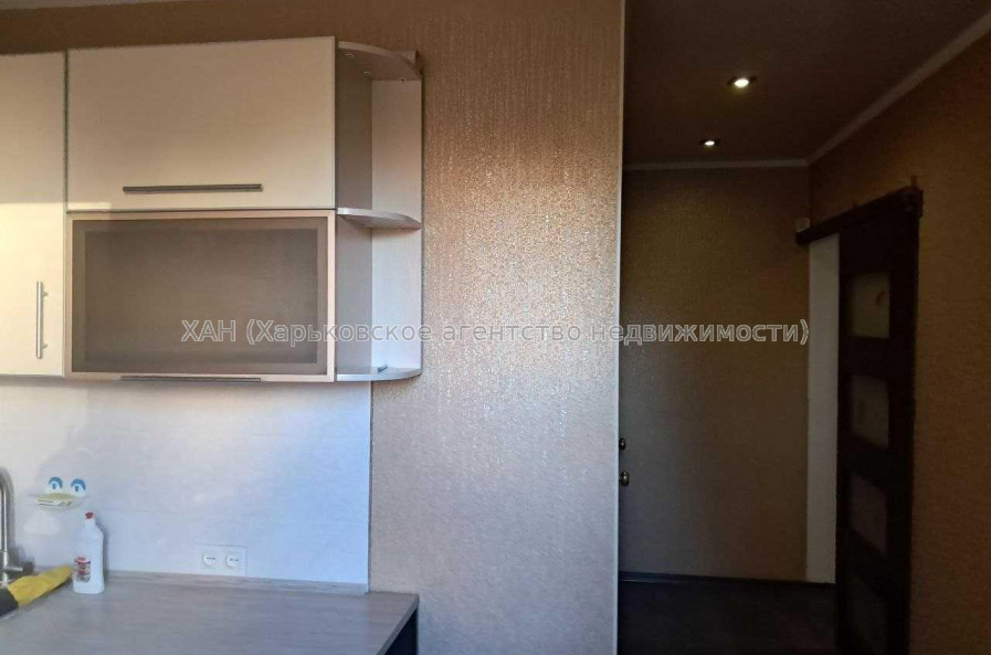 Продам квартиру, Академика Павлова ул. , 2  ком., 51.40 м², частичный ремонт 