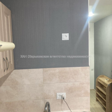 Продам квартиру, Леси Украинки ул. , 1 кім., 19 м², капитальный ремонт 