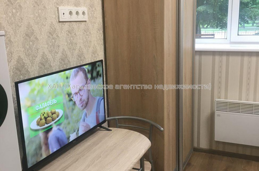 Продам квартиру, Героев Харькова просп. , 1  ком., 18.70 м², капитальный ремонт 