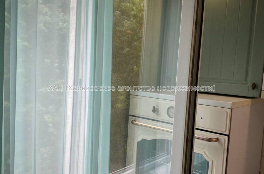 Продам квартиру, Победы просп. , 1  ком., 33 м², евроремонт 