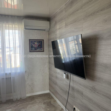 Продам квартиру, Ляпунова ул. , 4  ком., 80 м², капитальный ремонт 