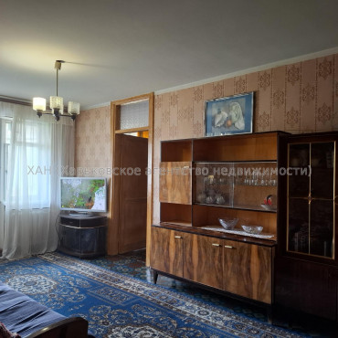 Продам квартиру, Франтишека Крала ул. , 3  ком., 57.50 м², косметический ремонт 