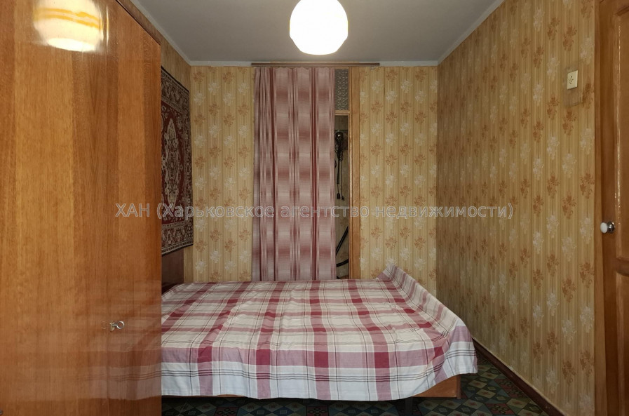 Продам квартиру, Франтишека Крала ул. , 3 кім., 57.50 м², косметический ремонт 