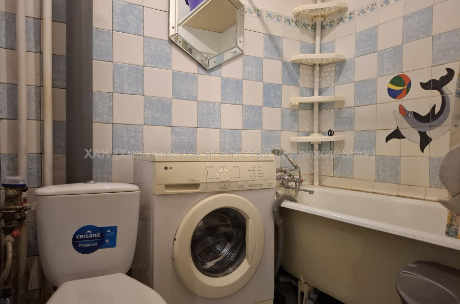 Продам квартиру, Франтишека Крала ул. , 3 кім., 57.50 м², косметический ремонт 