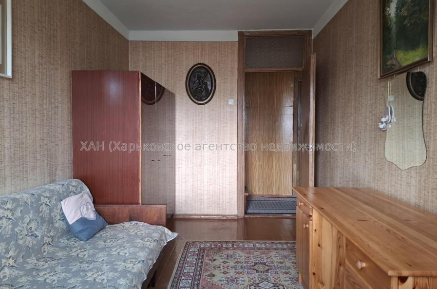 Продам квартиру, Франтишека Крала ул. , 3 кім., 57.50 м², косметический ремонт 