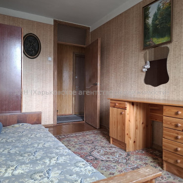 Продам квартиру, Франтишека Крала ул. , 3  ком., 57.50 м², косметический ремонт 