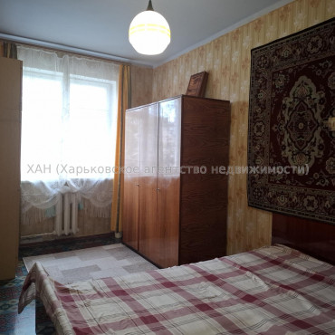 Продам квартиру, Франтишека Крала ул. , 3  ком., 57.50 м², косметический ремонт 