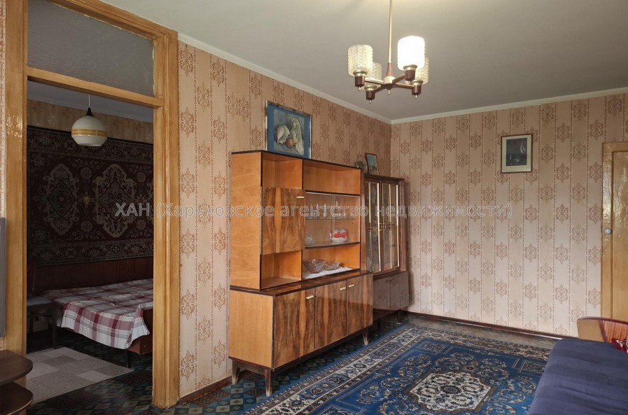 Продам квартиру, Франтишека Крала ул. , 3 кім., 57.50 м², косметический ремонт 