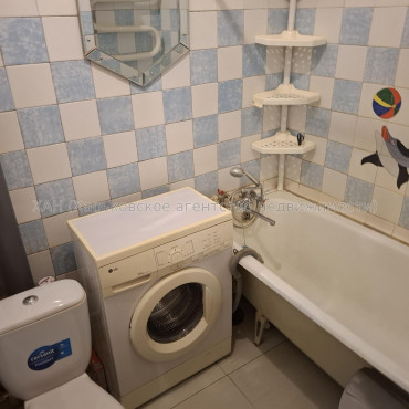 Продам квартиру, Франтишека Крала ул. , 3  ком., 57.50 м², косметический ремонт 