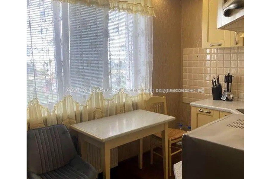 Продам квартиру, Пастера Луи ул. , 2  ком., 50 м², евроремонт 