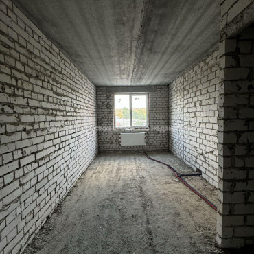 Продам квартиру, Шевченко ул. , 1 кім., 37 м², без внутренних работ 