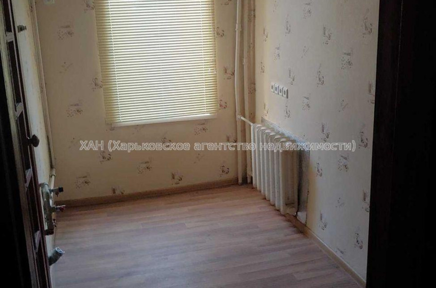 Продам квартиру, Аэрофлотская ул. , 1 кім., 28 м², капитальный ремонт 