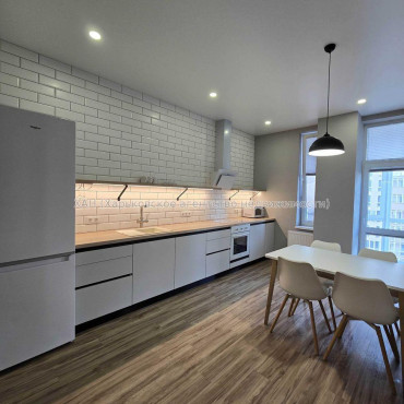 Продам квартиру, Клочковская ул. , 1  ком., 55 м², авторский дизайн 