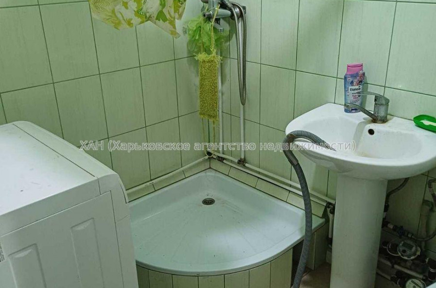 Продам квартиру, Власенко ул. , 1  ком., 33 м², косметический ремонт 