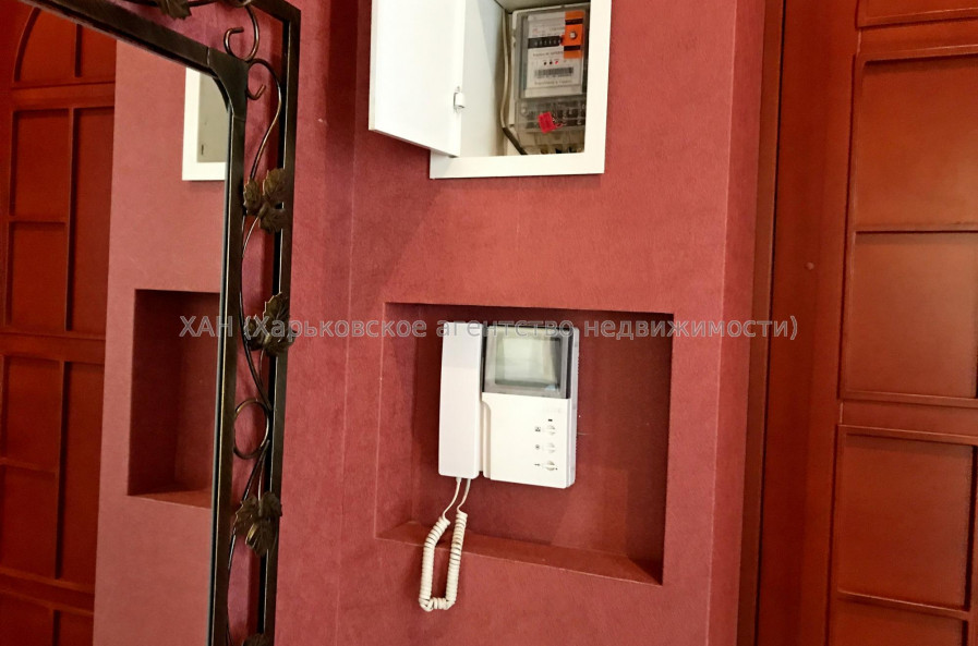 Продам квартиру, Куликовский спуск , 14 , 2  ком., 60 м², капитальный ремонт 