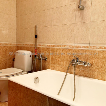 Продам квартиру, Куликовский спуск , 14 , 2 кім., 60 м², капитальный ремонт 