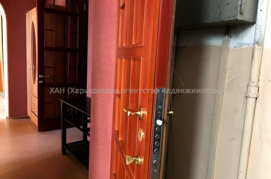 Продам квартиру, Куликовский спуск , 14 , 2  ком., 60 м², капитальный ремонт 