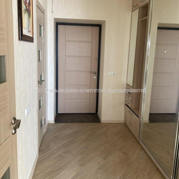 Продам квартиру, Любови Малой  просп. , 1 кім., 50 м², евроремонт 