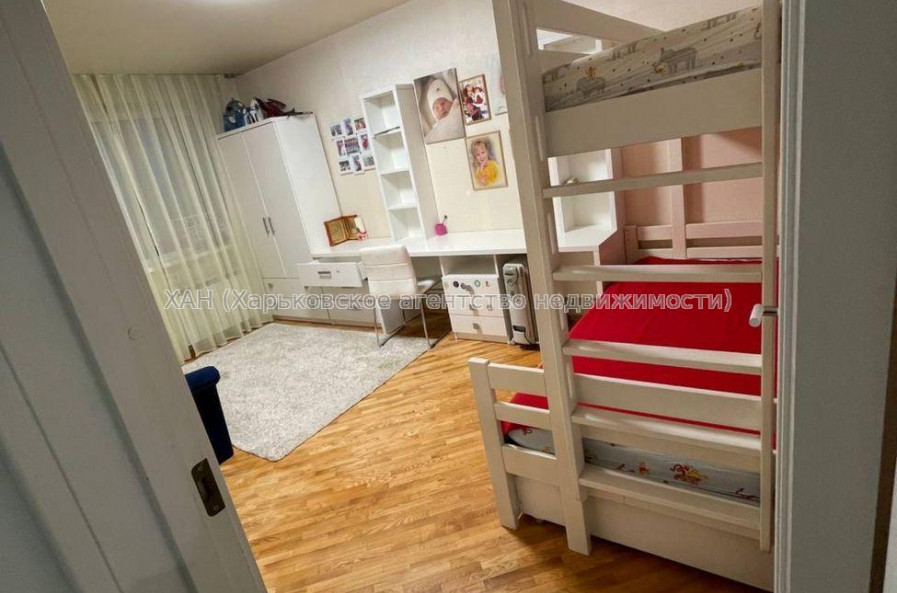 Продам квартиру, Волонтерская ул. , 3  ком., 68 м², авторский дизайн 