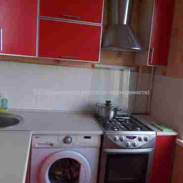 Продам квартиру, Барабашова академика ул. , 3  ком., 67.70 м², советский ремонт 