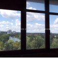 Продам квартиру, Барабашова академика ул. , 3  ком., 67.70 м², советский ремонт 