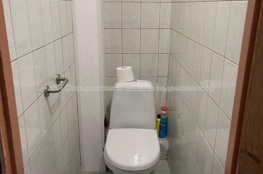 Продам квартиру, Бучмы ул. , 3  ком., 63.80 м², советский ремонт 