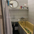 Продам квартиру, Бучмы ул. , 3  ком., 63.80 м², советский ремонт 