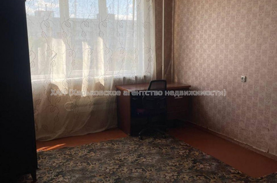 Продам квартиру, Бучмы ул. , 3  ком., 63.80 м², советский ремонт 