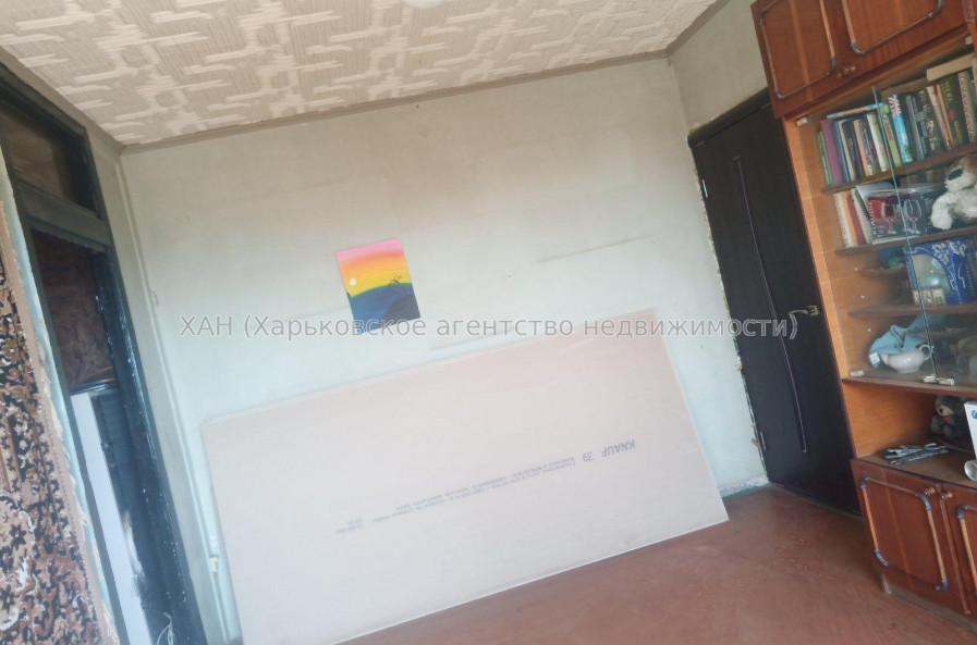 Продам квартиру, Непокоренных ул. , 4 кім., 80 м², советский ремонт 