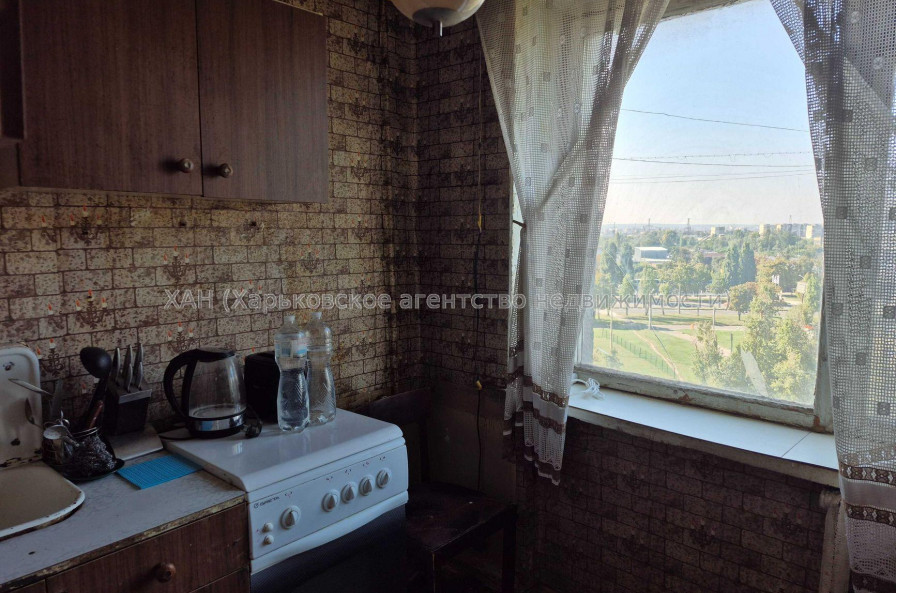 Сдам квартиру, Льва Ландау просп. , 20 , 4  ком., 78 м², советский ремонт 