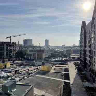 Продам квартиру, Динамовская ул. , 3 кім., 172 м², без отделочных работ 