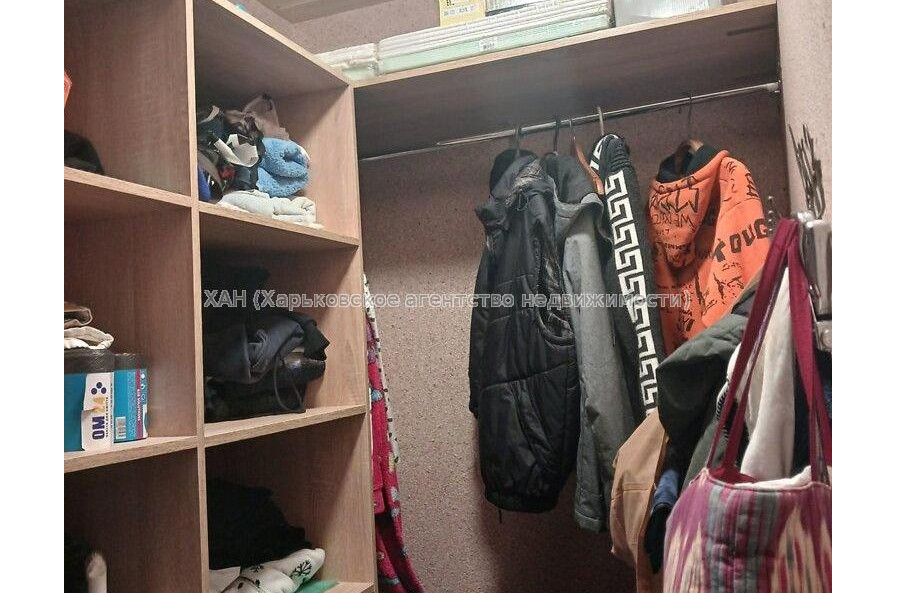 Продам квартиру, Семинарская ул. , 2  ком., 39.20 м², капитальный ремонт 