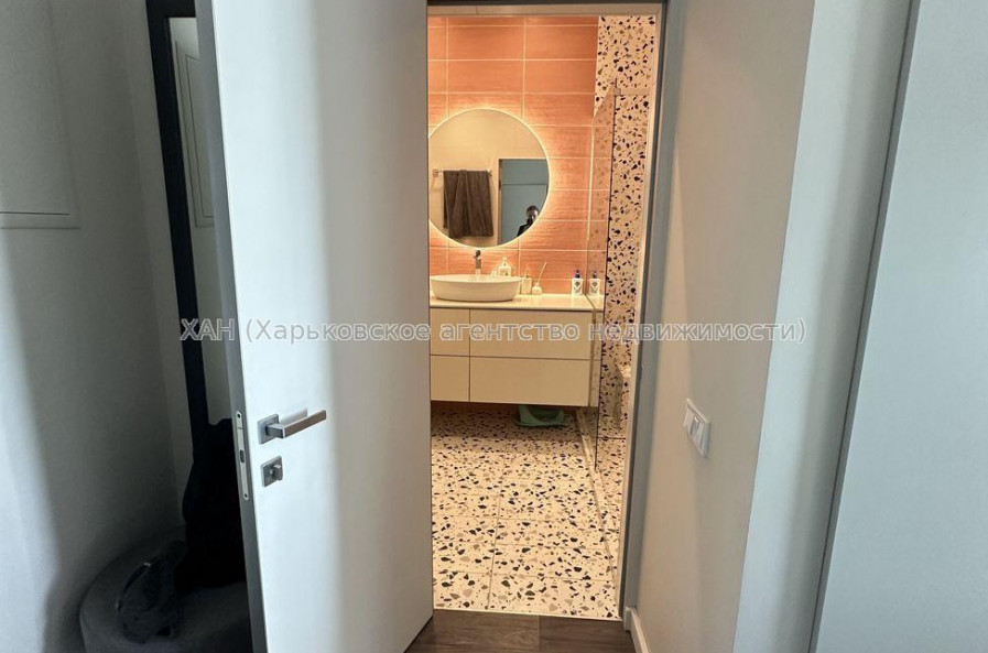 Продам квартиру, Клочковская ул. , 3  ком., 70 м², авторский дизайн 