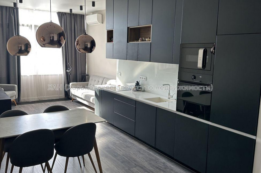 Продам квартиру, Клочковская ул. , 3  ком., 70 м², авторский дизайн 