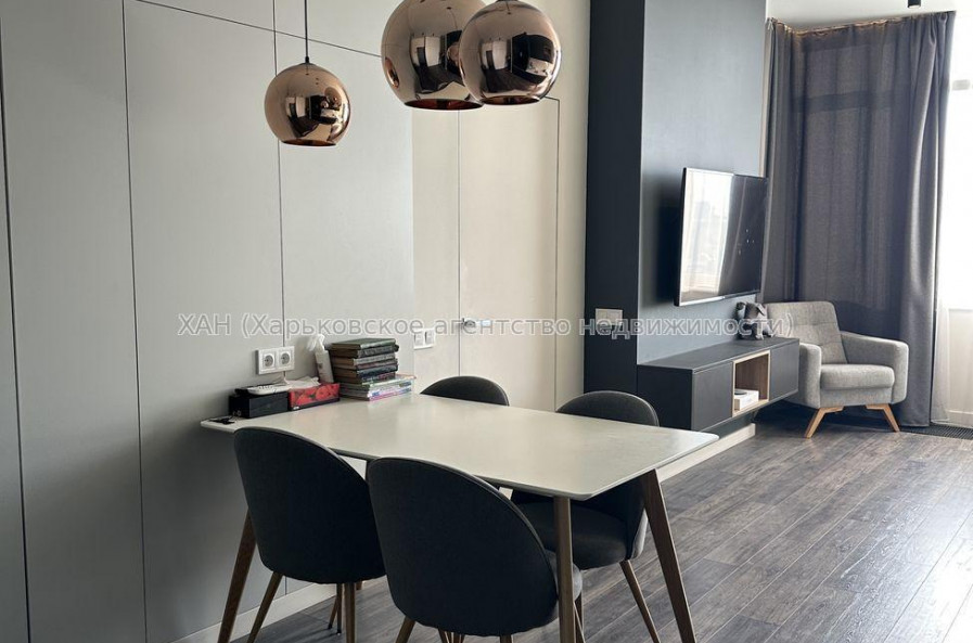 Продам квартиру, Клочковская ул. , 3  ком., 70 м², авторский дизайн 
