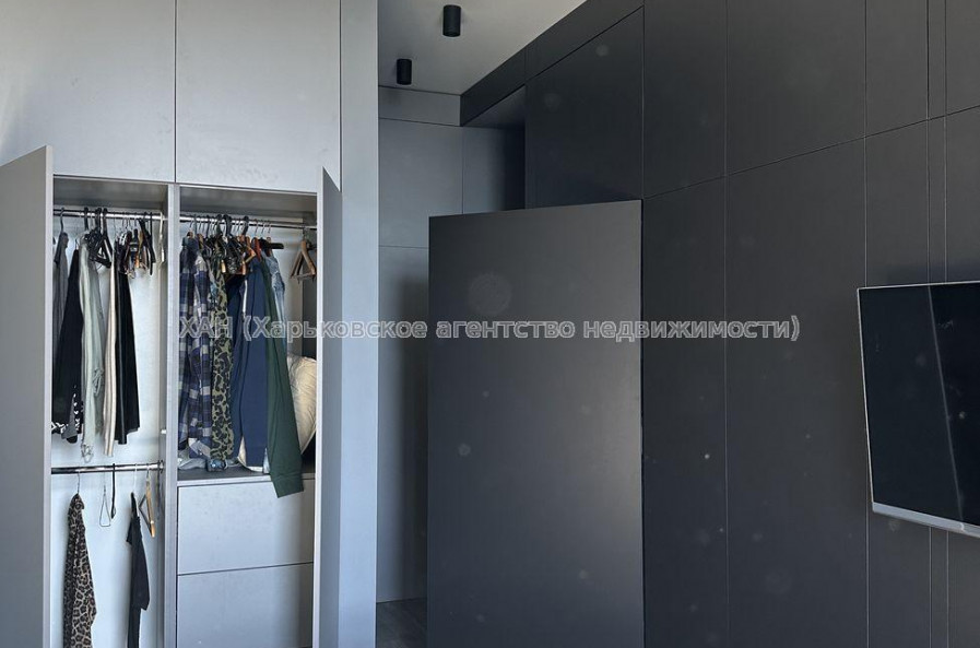 Продам квартиру, Клочковская ул. , 3  ком., 70 м², авторский дизайн 