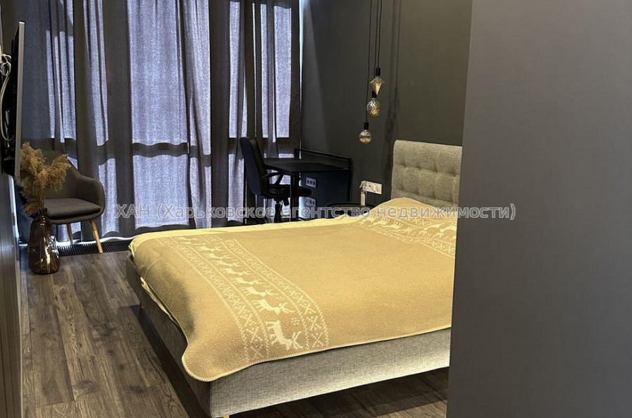 Продам квартиру, Клочковская ул. , 3  ком., 70 м², авторский дизайн 
