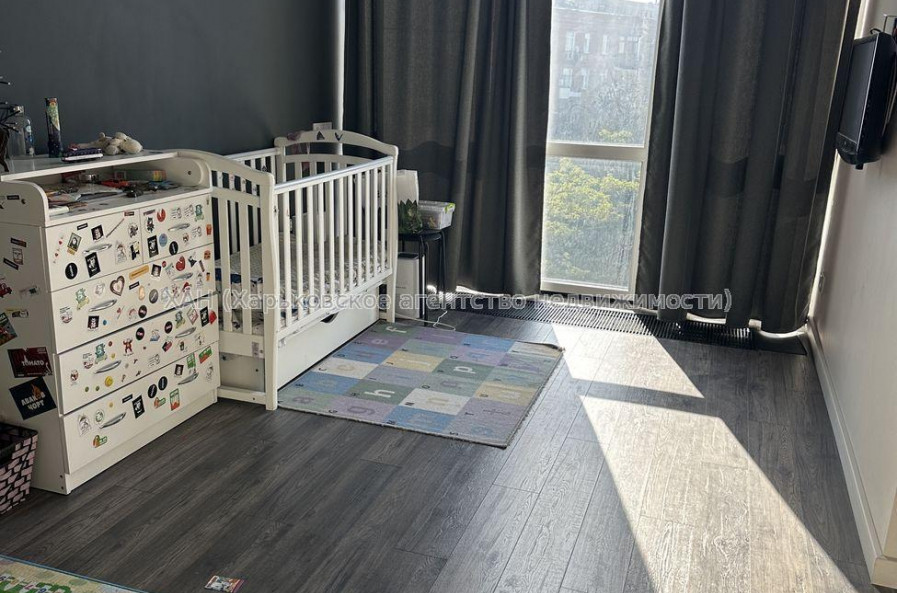 Продам квартиру, Клочковская ул. , 3  ком., 70 м², авторский дизайн 