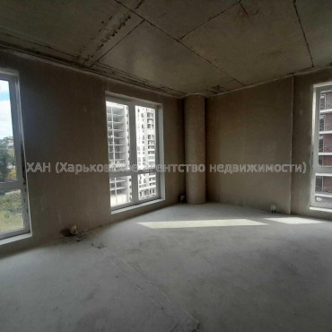 Продам квартиру, Клочковская ул. , 3 кім., 117 м², без отделочных работ 