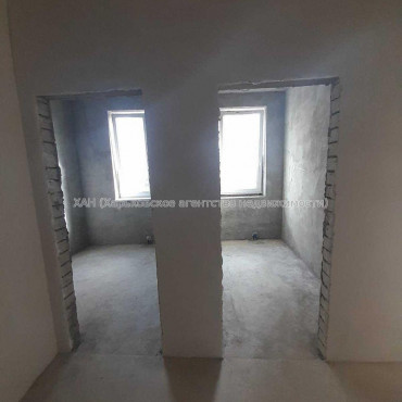 Продам квартиру, Клочковская ул. , 3 кім., 117 м², без отделочных работ 