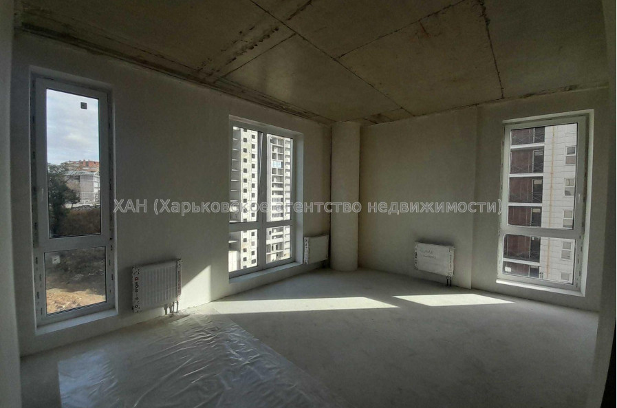Продам квартиру, Клочковская ул. , 3 кім., 117 м², без отделочных работ 